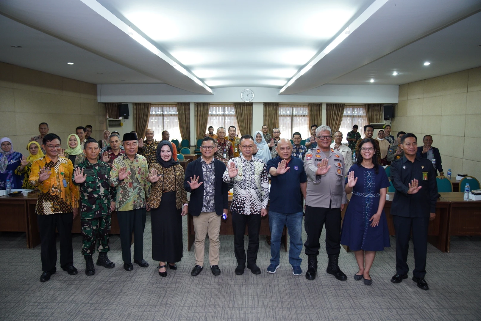 Peringatan Hari Tanpa Tembakau Sedunia, Wako Edi: Upaya Persuasif Efektif Kurangi Perokok Peringatan Hari Tanpa Tembakau Sedunia, Wako Edi: Upaya Persuasif Efektif Kurangi Perokok
